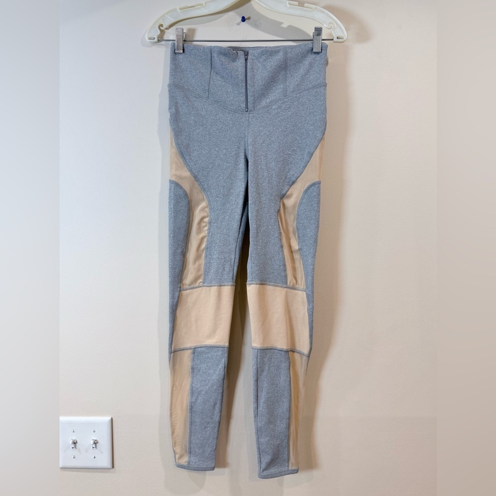 🔥Free People Women’s Gray and Beige Riding Pants Size S EC🔥